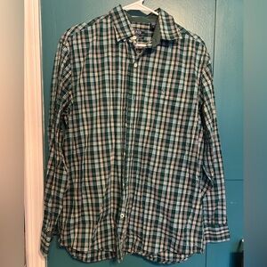 Men’s Medium Izod Plaid Long Sleeved Button Up In Green And Blue